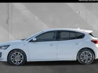Gebraucht Ford Focus ST-Line 125 PS (91 kW) 2022 Weiß Limousine
