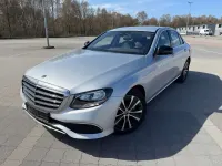 Gebraucht Mercedes E350 286 PS (210 kW) 2018 Iridiumsilber  metalliclack Limousine