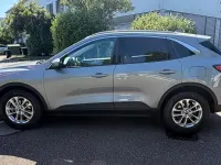 Gebraucht Ford Kuga Titanium 224 PS (164 kW) 2022 Grau SUV