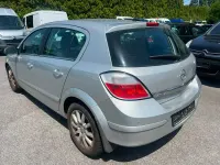 Gebraucht Opel Astra 125 PS (91 kW) 2004 Silber Limousine