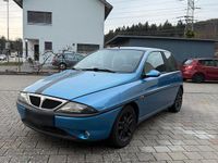 Gebraucht Lancia Ypsilon 80 PS (58 kW) 2002 Blau Kleinwagen