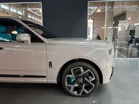 Neu Rolls Royce Cullinan 600 PS (441 kW) 2026 Grau SUV