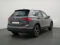 Gebraucht VW Tiguan Active 245 PS (180 kW) 2022 Grau / delfingrau (metallic) SUV
