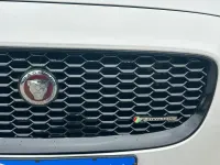 Gebraucht Jaguar E-Pace R-Dynamic 241 PS (177 kW) 2018 Grau SUV