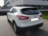Gebraucht Nissan Qashqai 116 PS (85 kW) 2016 Weiß SUV