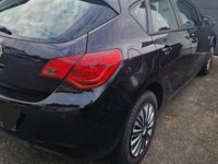 Gebraucht Opel Astra 120 PS (88 kW) 2010 Schwarz Limousine