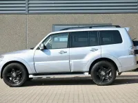 Gebraucht Mitsubishi Pajero Instyle 190 PS (139 kW) 2017 Silber SUV