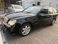 Gebraucht Mercedes C200 122 PS (89 kW) 2006 Schwarz Kombi