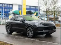 Gebraucht Porsche Cayenne 549 PS (403 kW) 2020 Tiefschwarzmetallic SUV