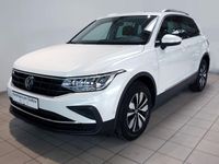 Gebraucht VW Tiguan Move 150 PS (110 kW) 2024 Oryxweiß perlmutteffekt (metallic) SUV