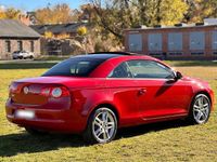 Gebraucht VW Eos 140 PS (102 kW) 2006 Rot Cabrio