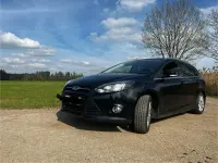 Gebraucht Ford Focus 125 PS (91 kW) 2012 Schwarz Kombi