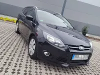 Używany Ford Focus Titanium 150 KM (110 kW) 2012 Czarny Kombi