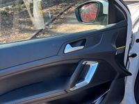 Gebraucht Peugeot 308 120 PS (88 kW) 2015 Weiß Kombi