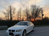 Gebraucht BMW 316 143 PS (105 kW) 2011 Weiß Limousine
