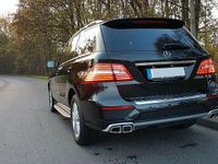 Gebraucht Mercedes ML350 258 PS (189 kW) 2014 Schwarz SUV