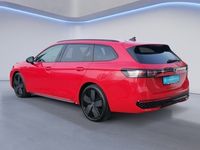 Gebraucht VW Passat R-line 193 PS (141 kW) 2024 Rot Kombi