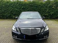 Gebraucht Mercedes E200 Elegance 184 PS (135 kW) 2009 Schwarz Limousine