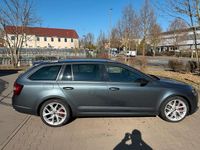Gebraucht Skoda Octavia vRS 184 PS (135 kW) 2018 Grau Kombi