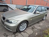 Gebraucht BMW 318 143 PS (105 kW) 2007 Gold Kombi