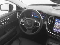 Gebraucht Volvo V60 145 PS (106 kW) 2025 Kombi