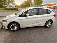 Gebraucht BMW 220 Active Tourer 192 PS (141 kW) 2018 Weiß Van / Kleinbus