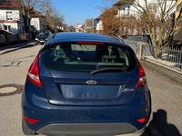 Gebraucht Ford Fiesta Trend 97 PS (71 kW) 2009 Blau Kleinwagen
