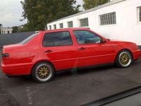 Gebraucht VW Vento 101 PS (74 kW) 1998 Rot Limousine