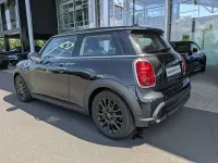 Gebraucht Mini Cooper 136 PS (100 kW) 2023 Schwarz Kleinwagen