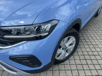Gebraucht VW T-Cross Life 95 PS (69 kW) 2024 Clear blue metallic SUV