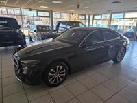 Gebraucht Mercedes E220 Avantgarde 197 PS (144 kW) 2024 Grau Limousine