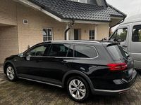 Gebraucht VW Passat Highline 239 PS (175 kW) 2016 Schwarz Kombi