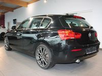 Gebraucht BMW 118 Advantage 136 PS (100 kW) 2017 Schwarz ii/bonnet fluid black Kleinwagen