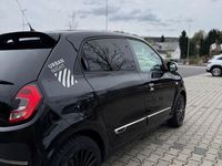 Gebraucht Renault Twingo Urban Night 65 PS (47 kW) 2023 Schwarz Kleinwagen