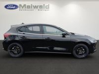 Neu Ford Focus Titanium 155 PS (114 kW) 2025 Obsidianschwarz metallic Limousine