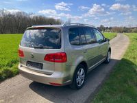 Gebraucht VW Touran 105 PS (77 kW) 2012 Beige Van / Kleinbus