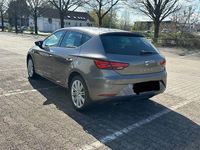 Gebraucht Seat Leon XCELLENCE 125 PS (91 kW) 2017 Grau Limousine