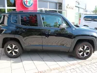 Gebraucht Jeep Renegade Trailhawk 179 PS (131 kW) 2022 Schwarz SUV