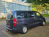 Gebraucht Hyundai H-1 170 PS (125 kW) 2014 Blau Van / Kleinbus