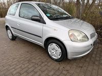 Gebraucht Toyota Yaris 68 PS (50 kW) 2000 Silber Kleinwagen