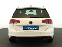 Gebraucht VW Passat Business 150 PS (110 kW) 2021 Pure white Kombi