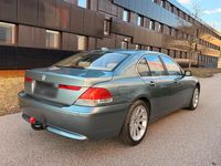Gebraucht BMW 745 333 PS (244 kW) 2004 Blau Limousine