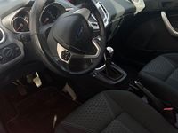 Gebraucht Ford Fiesta Titanium 120 PS (88 kW) 2010 Weiß Kleinwagen