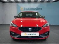 Używany Seat Leon 204 KM (150 kW) 2022 Czerwony Hatchback