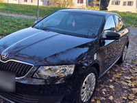 Second-hand Skoda Octavia 116 CP (85 kW) 2016 Negru Hatchback