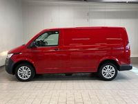 Gebraucht VW T6.1 150 PS (110 kW) 2021 Kirschrot Van