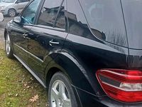 Gebraucht Mercedes ML420 309 PS (227 kW) 2008 Schwarz SUV