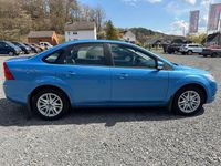 Second-hand Ford Focus 101 CP (74 kW) 2008 Albastru Berlinǎ