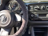 Second-hand VW up! 79 CP (58 kW) 2012 Albastru Hatchback