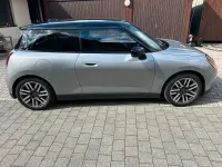 Gebraucht Mini Cooper 135 kW (184 PS) 2024 Silber Kleinwagen